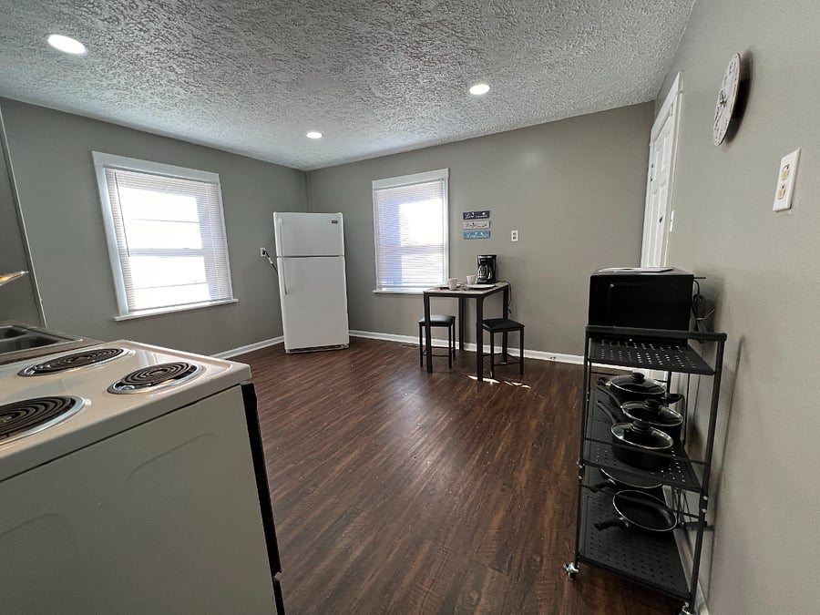 Furnished Finder property 633193_1 photo 12