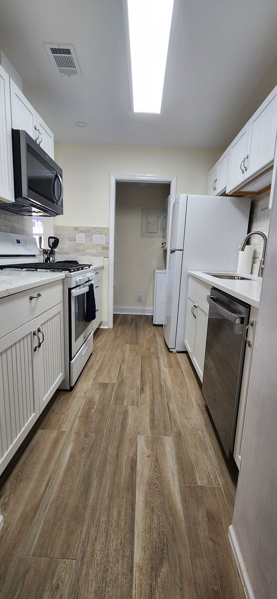 Furnished Finder property 633263_1 photo 14