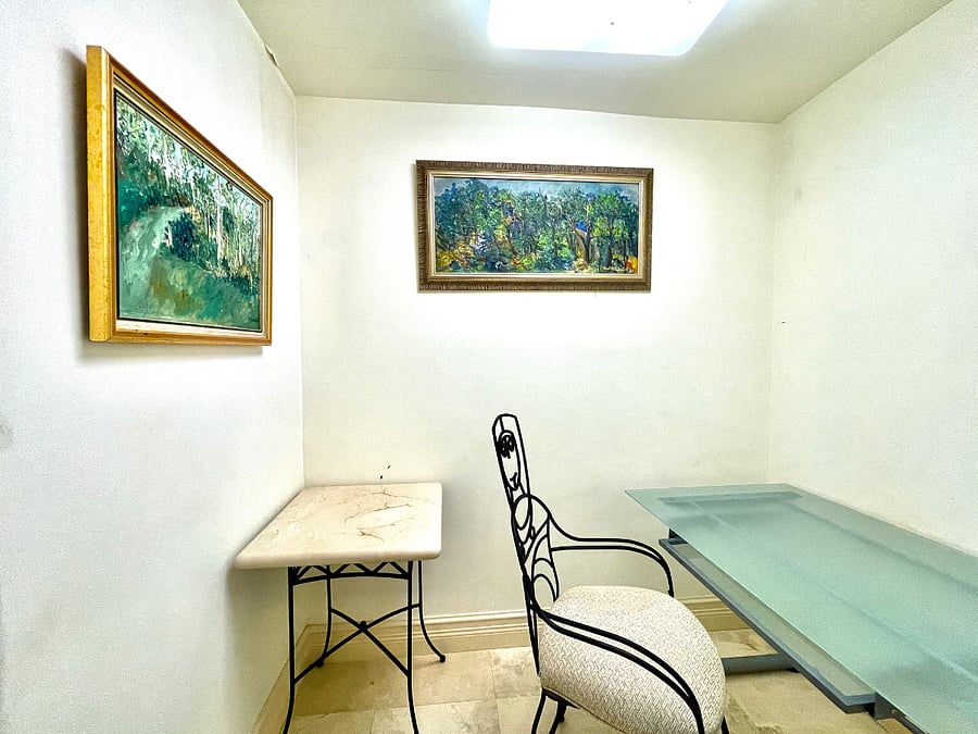 Extra small computer room