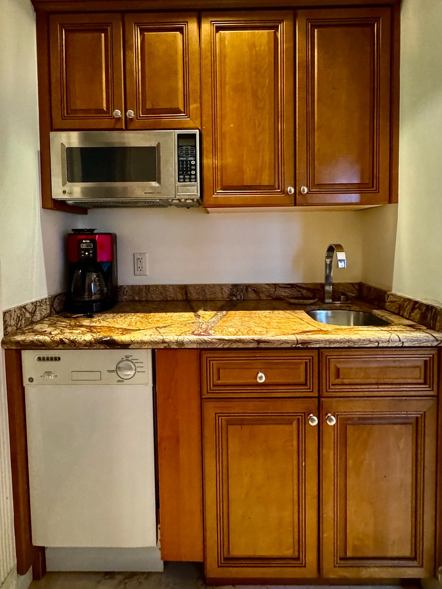 Furnished Finder property 633300_1 photo 15