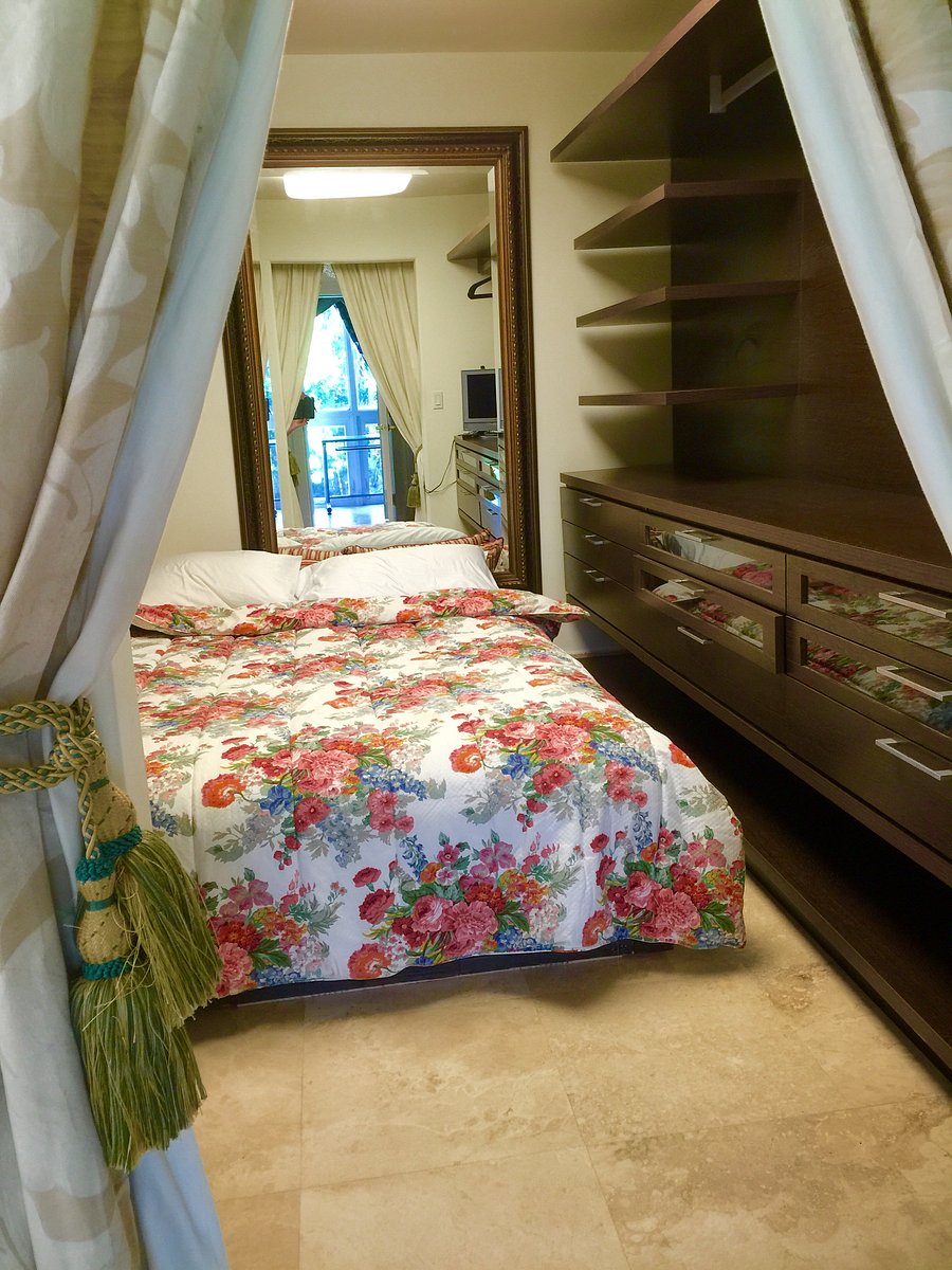 PH2$1750/month