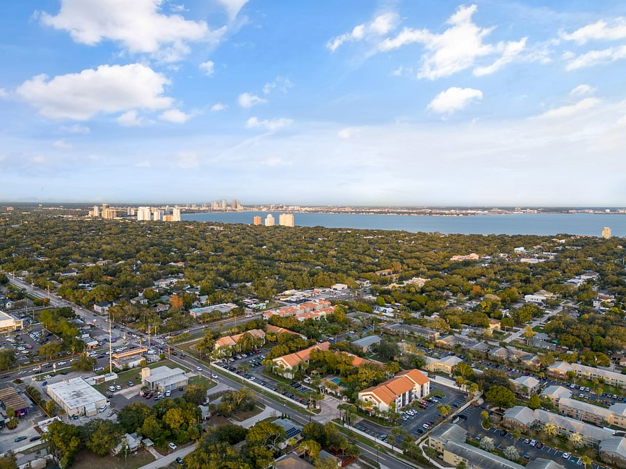 Furnished Finder property 633630_1 photo 18