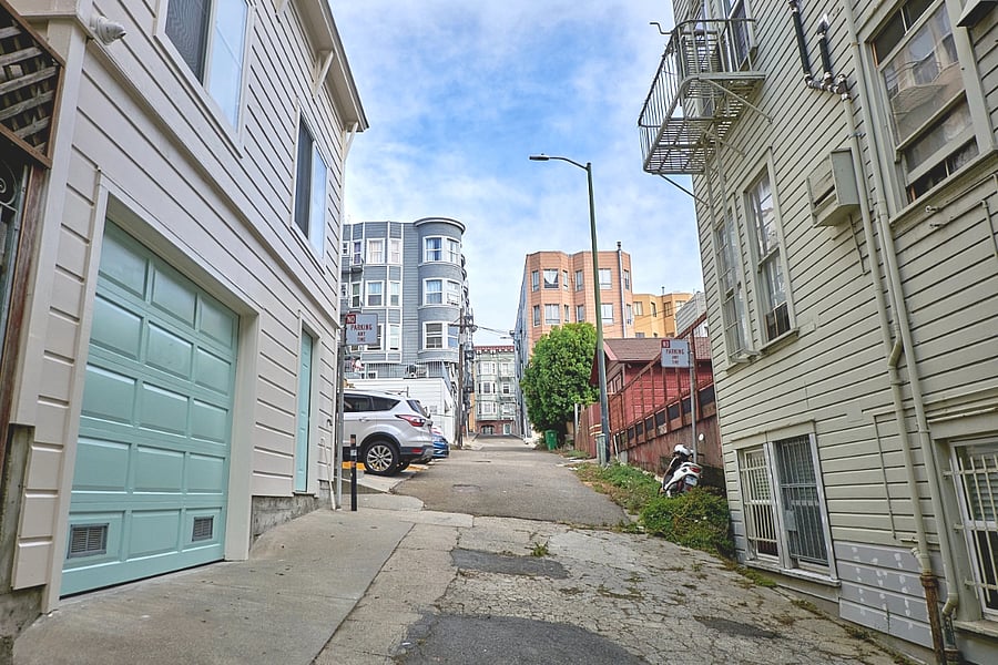 Back alleyway with little foot traffic