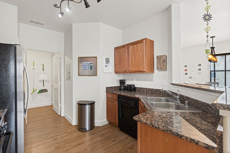 Furnished Finder property 633764_1 photo 12