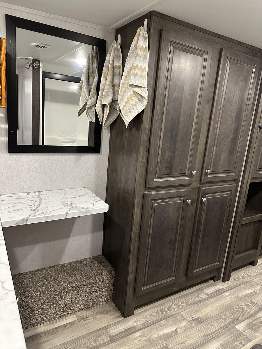 Storage in bathroom