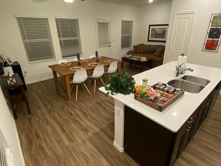 Furnished Finder property 633778_2 photo 8