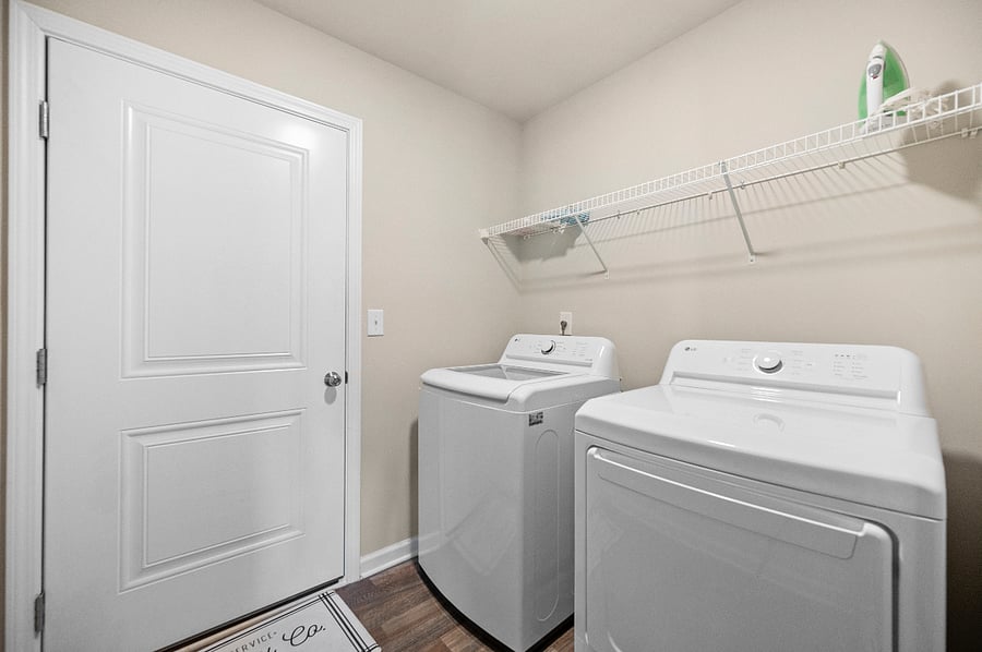 Furnished Finder property 633810_1 photo 24