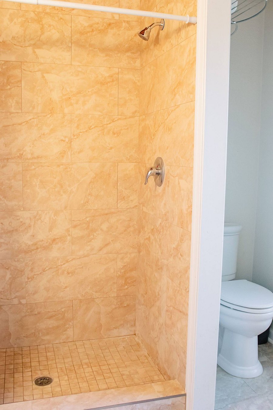 Private Bathroom in Bdrm 2