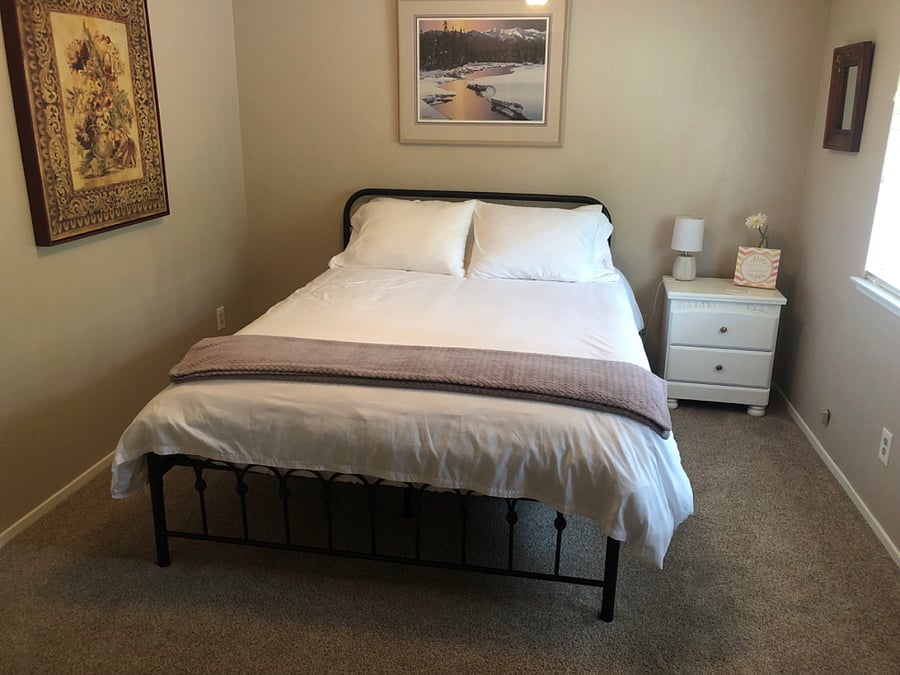 Second bedroom with comfy queen bed