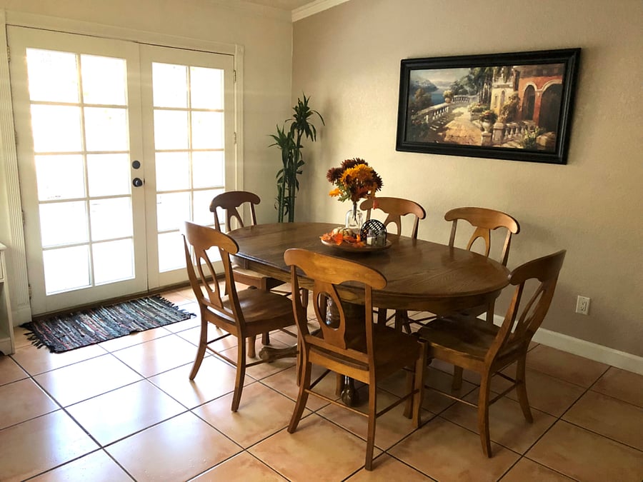 Seating for six at the dining room table