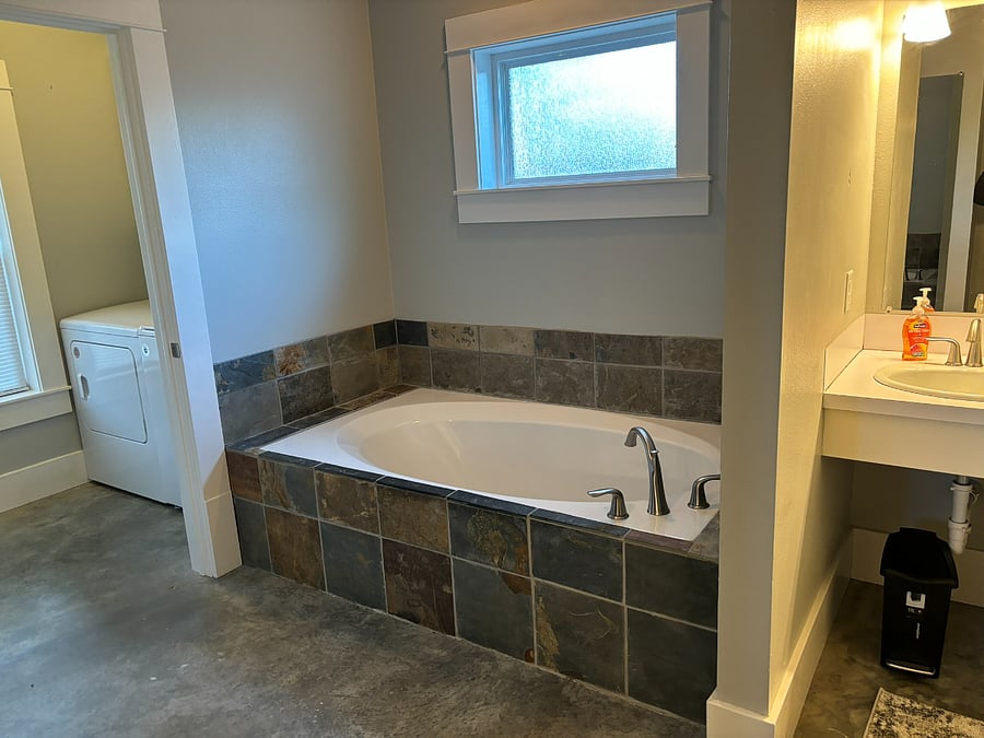 Furnished Finder property 633948_1 photo 21