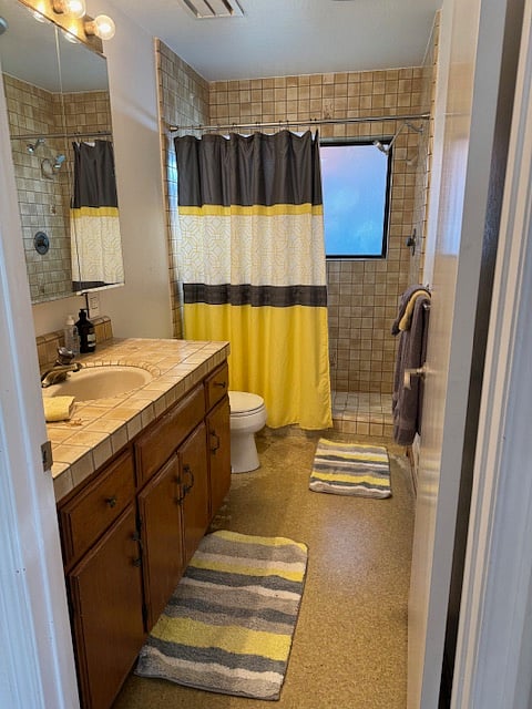 Second bathroom.W