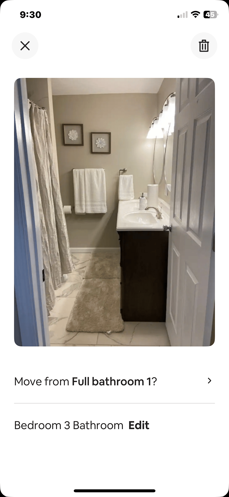 Bathroom 2 in Master Bedroom