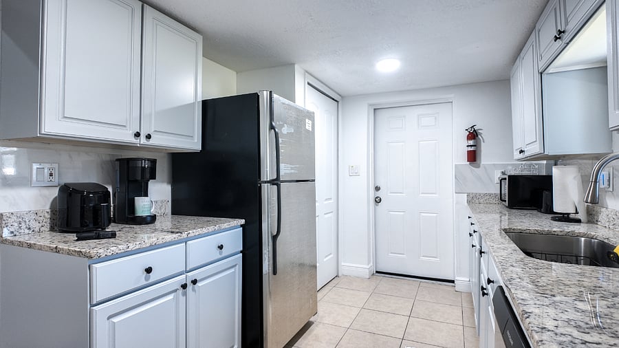 Furnished Finder property 634480_1 photo 22