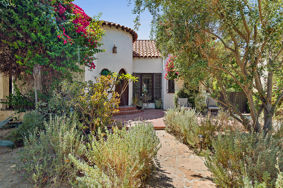 Furnished Finder property 634494_1 photo 24