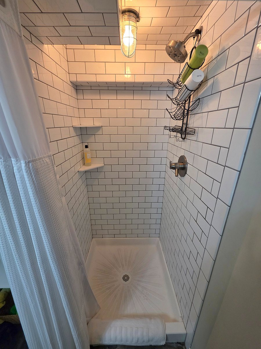 Furnished Finder property 634538_1 photo 17