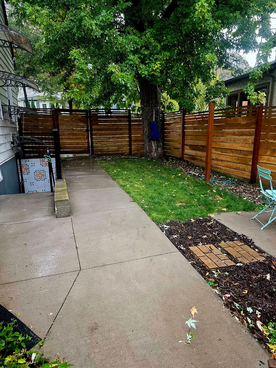Private fenced in yard
