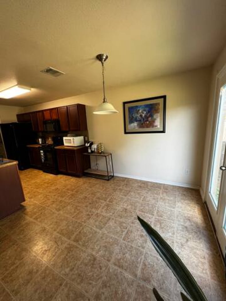 Furnished Finder property 634568_1 photo 7