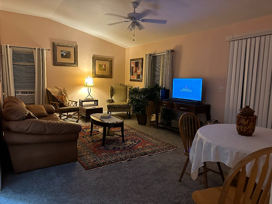 Furnished Finder property 634570_1 photo 3