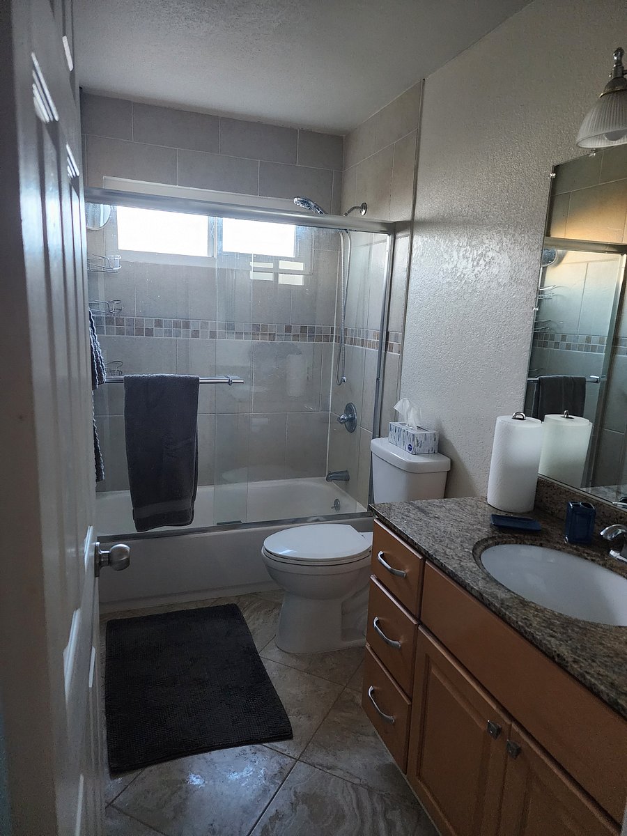 Bathroom #2 shower and tub