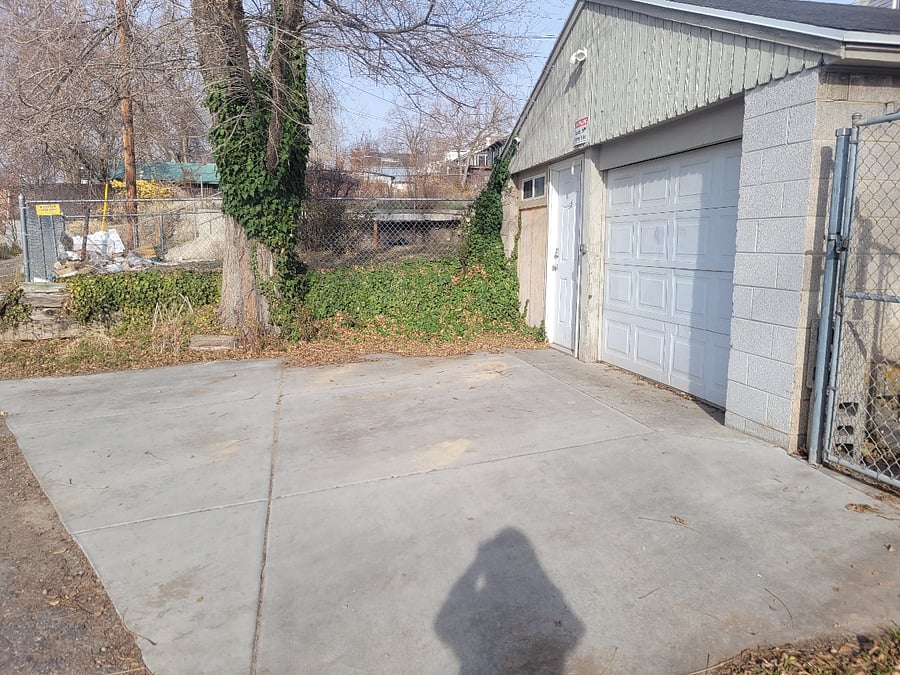 Parking for 2 cars. Garage not part of rental
