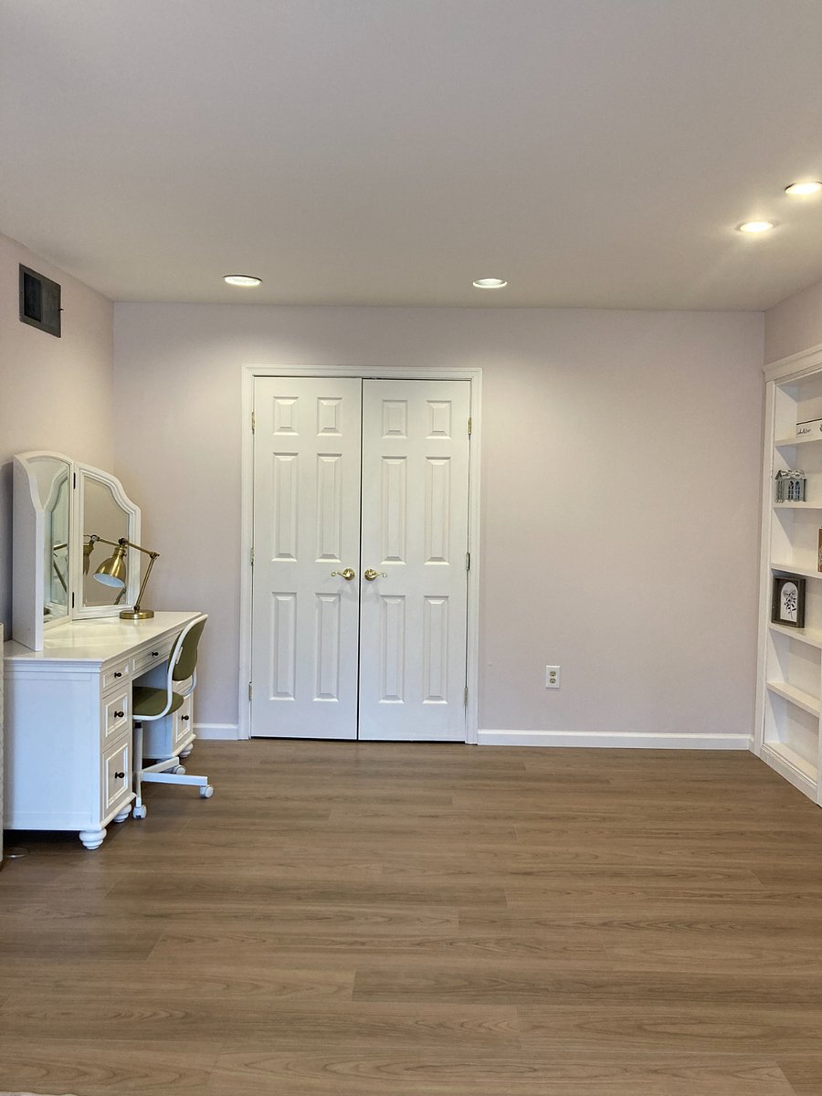 Primary bedroom office area
