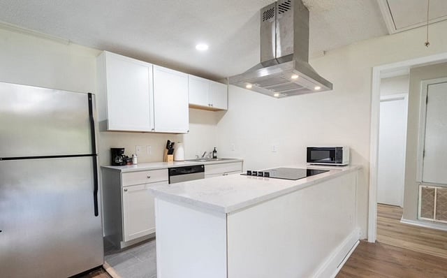Furnished Finder property 634819_1 photo 7