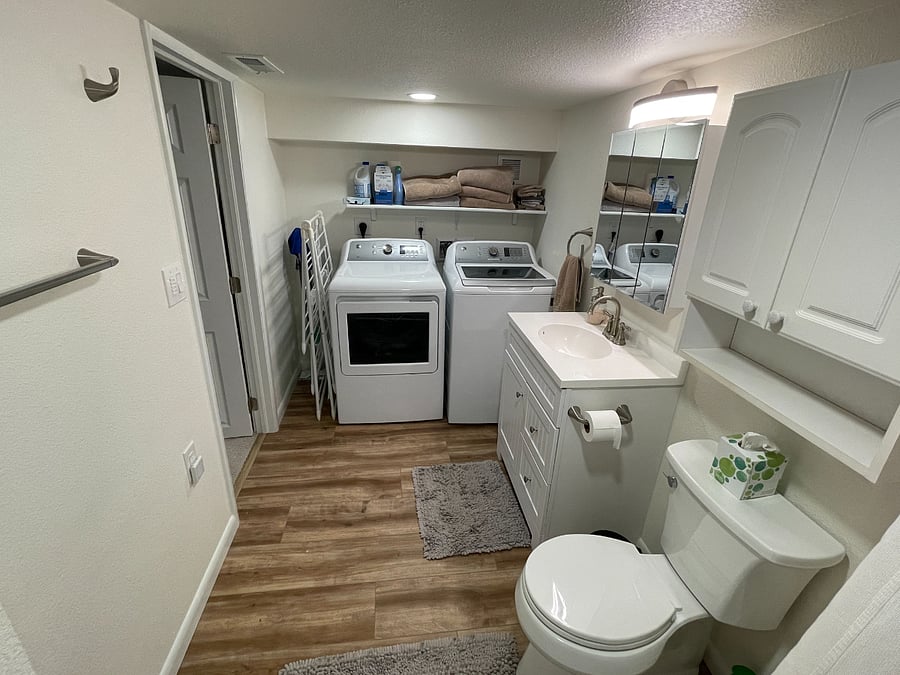Bathroom/laundry