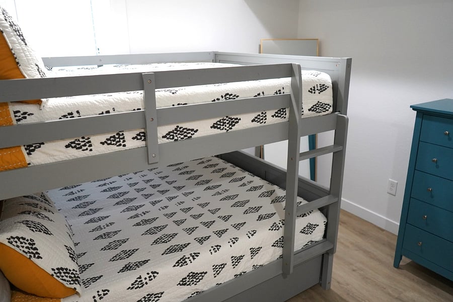 Full size bunkbed