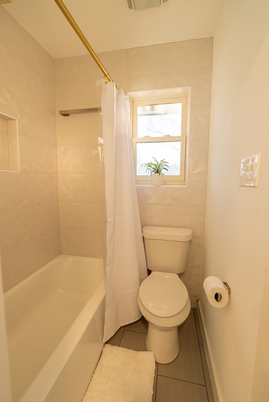 Furnished Finder property 634920_1 photo 18