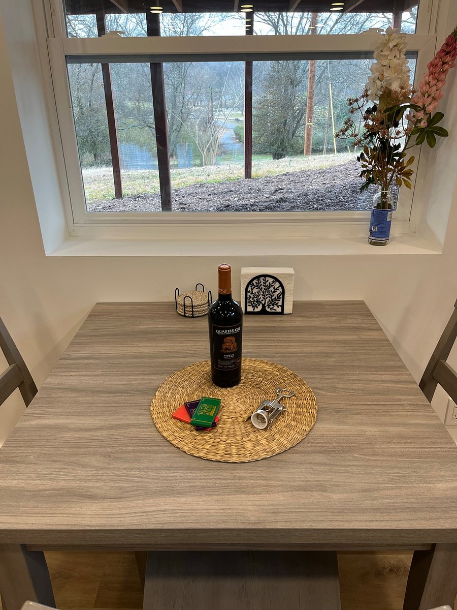 Enjoy the complementary wine and chocolates upon arrival.