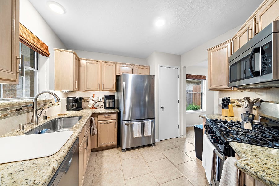 Furnished Finder property 635188_1 photo 3
