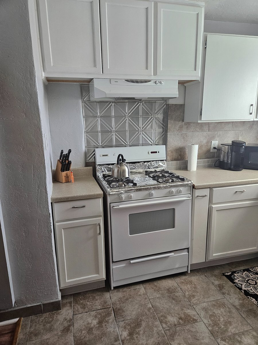 Furnished Finder property 635196_1 photo 3