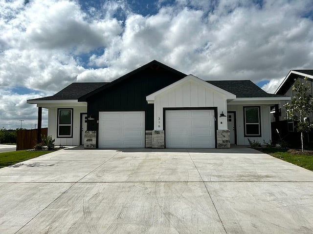 Furnished Finder property 635335_1 photo 23