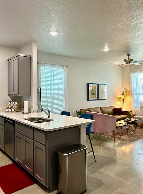Furnished Finder property 635335_1 photo 20
