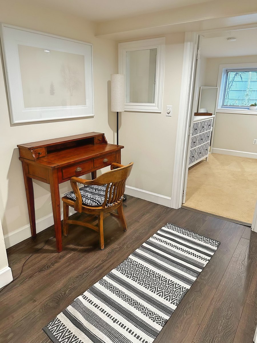 Desk area for working station