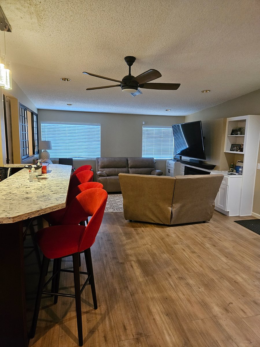 Common Area Living room/Bar