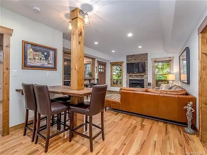 Furnished Finder property 635404_1 photo 3
