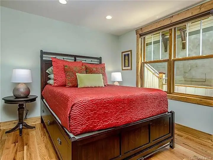 Furnished Finder property 635404_1 photo 8