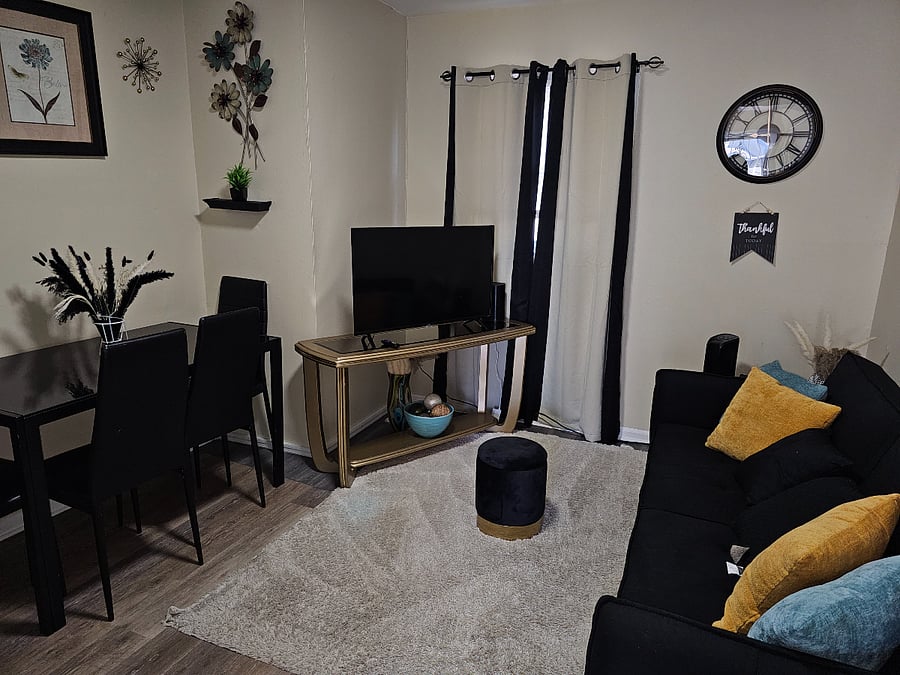 Furnished Finder property 635466_1 photo 3