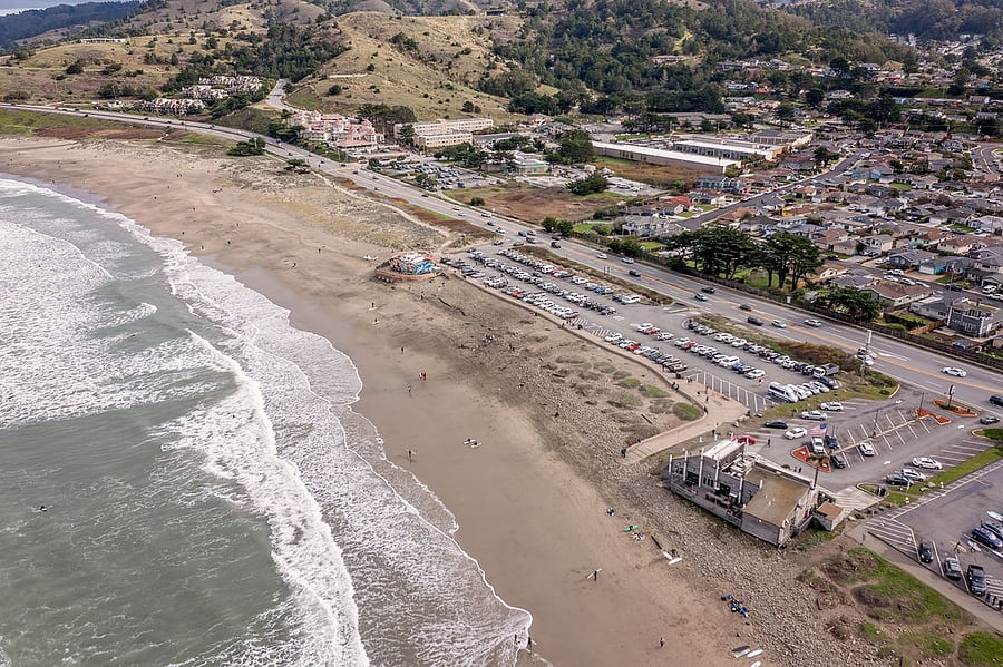 5 min walk to the local beach where you can surf or just relax