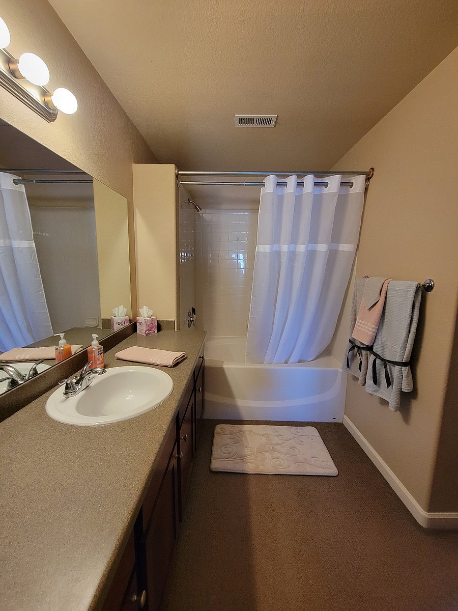 Furnished Finder property 635513_1 photo 27