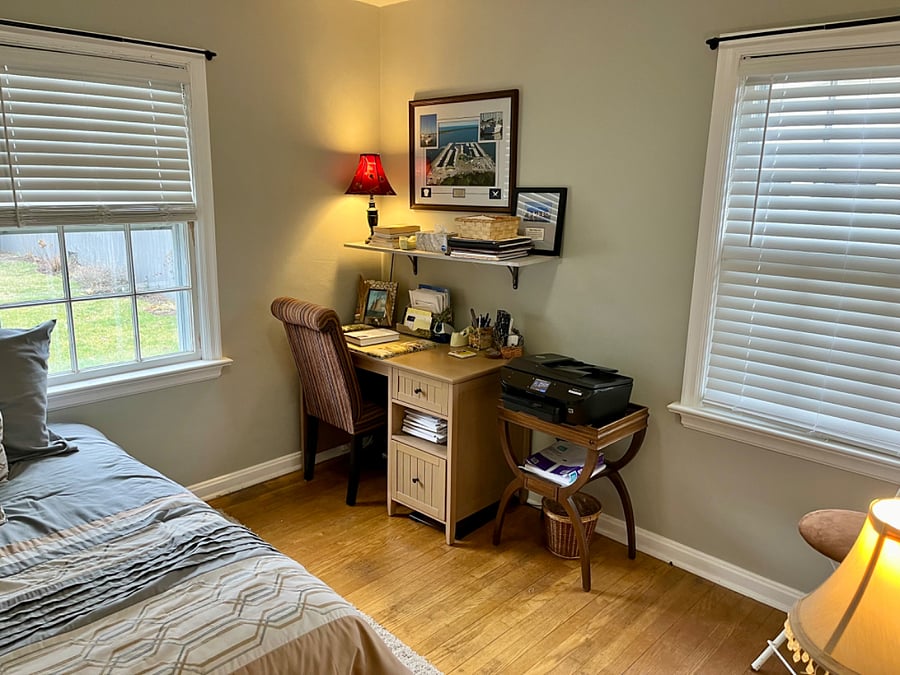 Guest bedroom