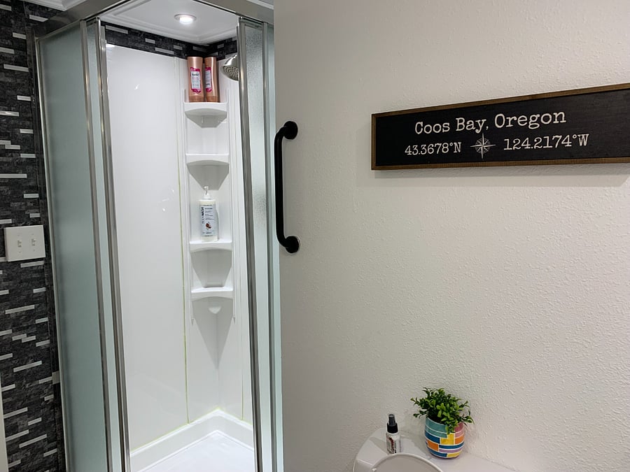 Full bathroom