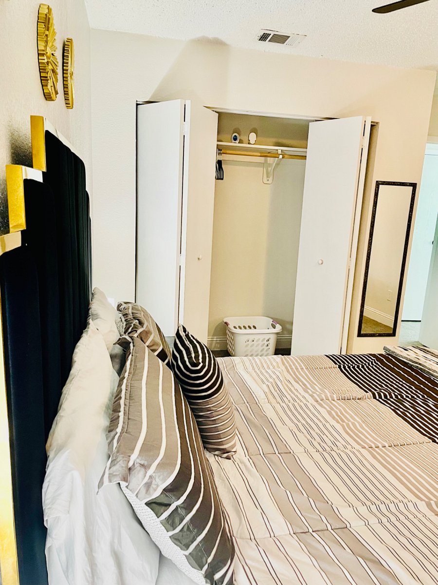 closet in bedroom 1