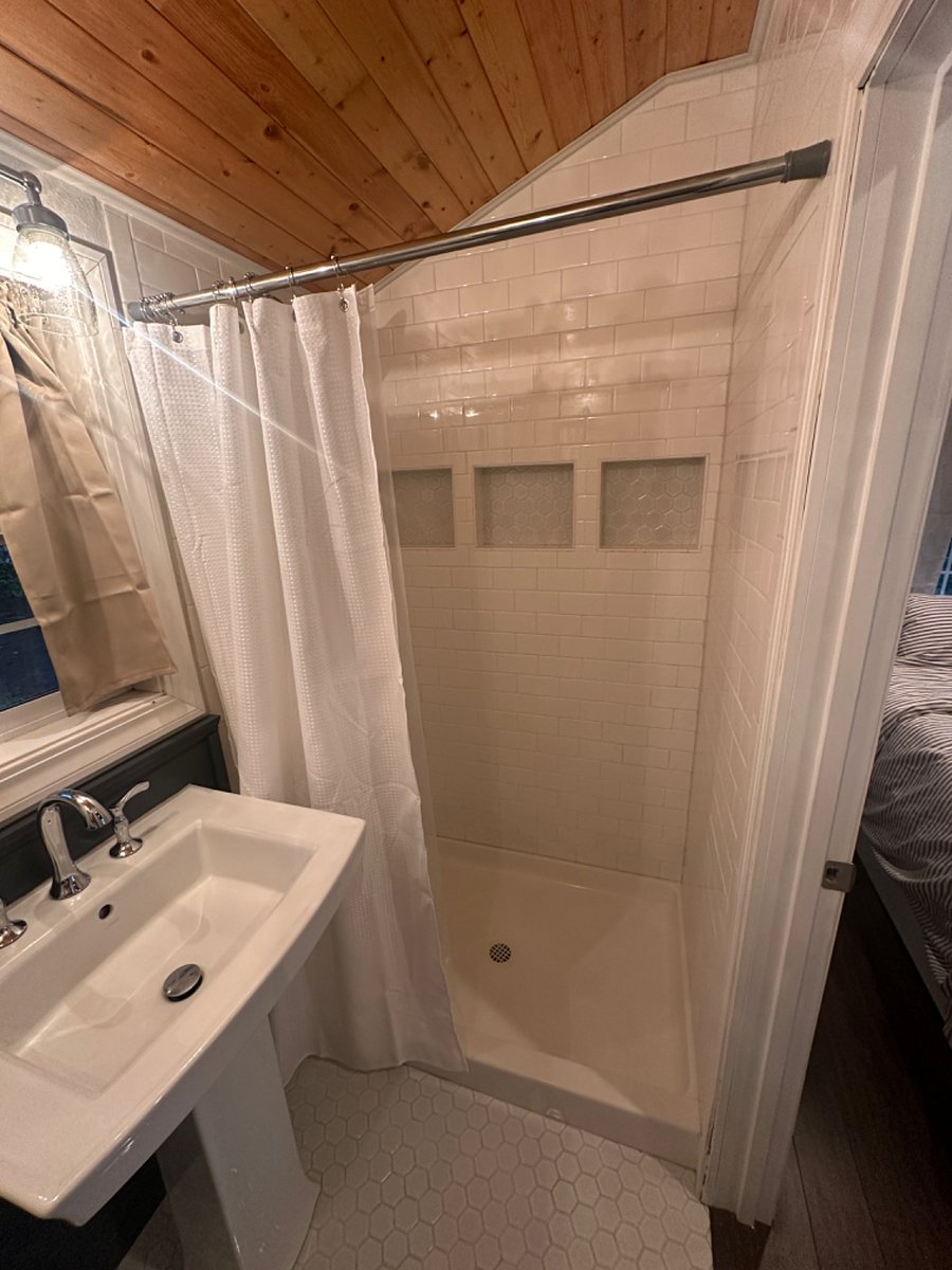 Furnished Finder property 635870_1 photo 11