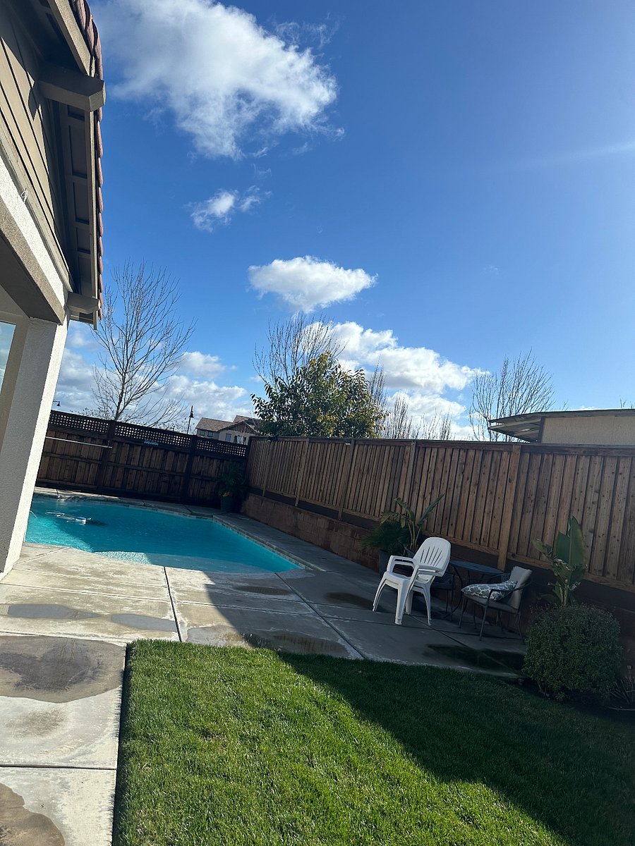 Furnished Finder property 635901_1 photo 12