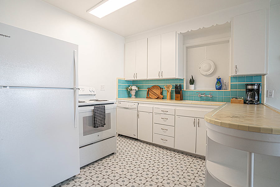 Furnished Finder property 635972_2 photo 9