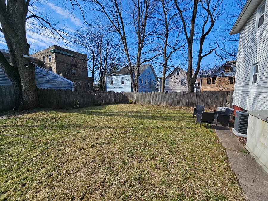 Furnished Finder property 636030_1 photo 35