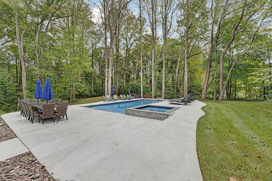Furnished Finder property 636036_1 photo 8